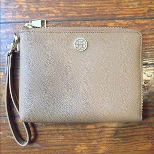 Tory Burch Tigers Eye wristlet