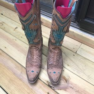 Corral cowboy boots