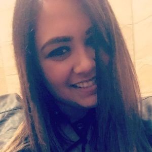 Meet your Posher, Aliya