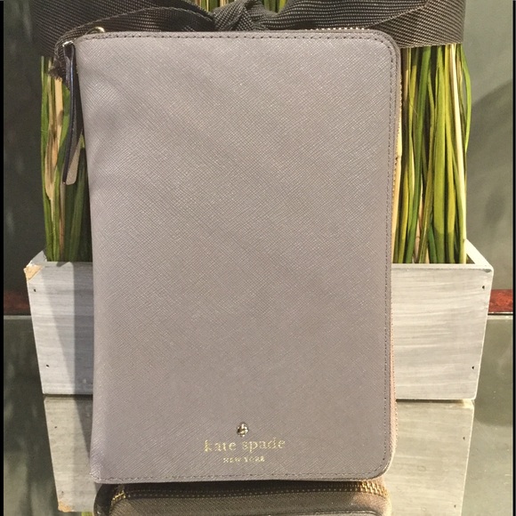 Kate Spade Other - Kate Spade Agenda - Like New!