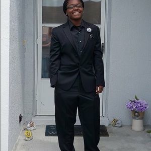 Meet your Posher, Curtishu