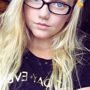 Meet your Posher, Kaitlyn