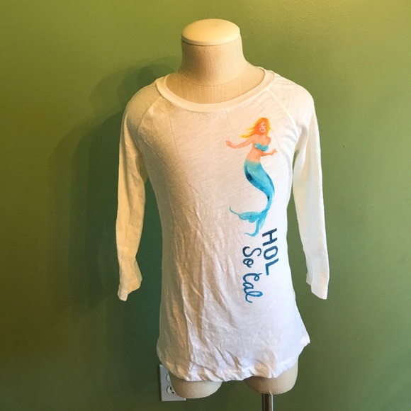 Hollister 3/4 Mermaid T-Shirt - Picture 3 of 4
