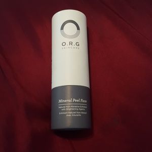 Mineral Peel Face