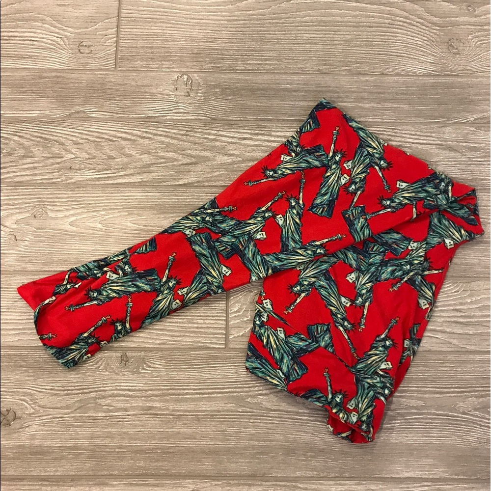 Lularoe First Generation Americana leggings