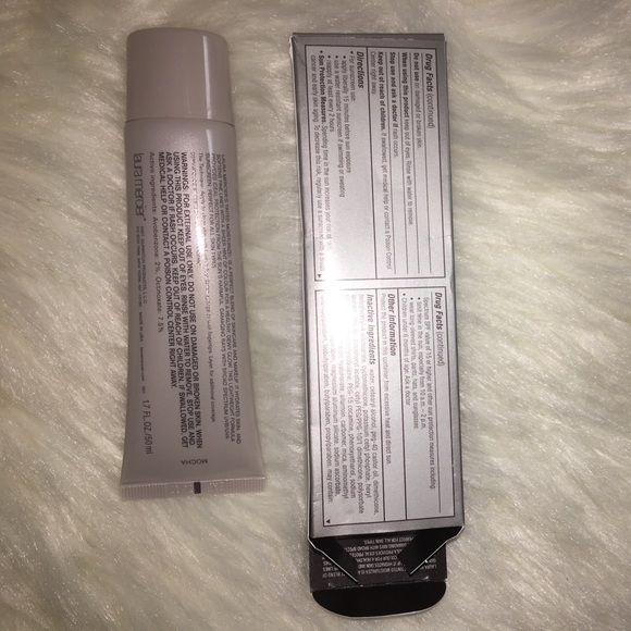LAURA MERCIER Tinted Moisturizer SPF 20 - MOCHA - Picture 2 of 4