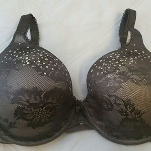 Sexy Victoria Secret Gray Lace Bra EUC 36D
