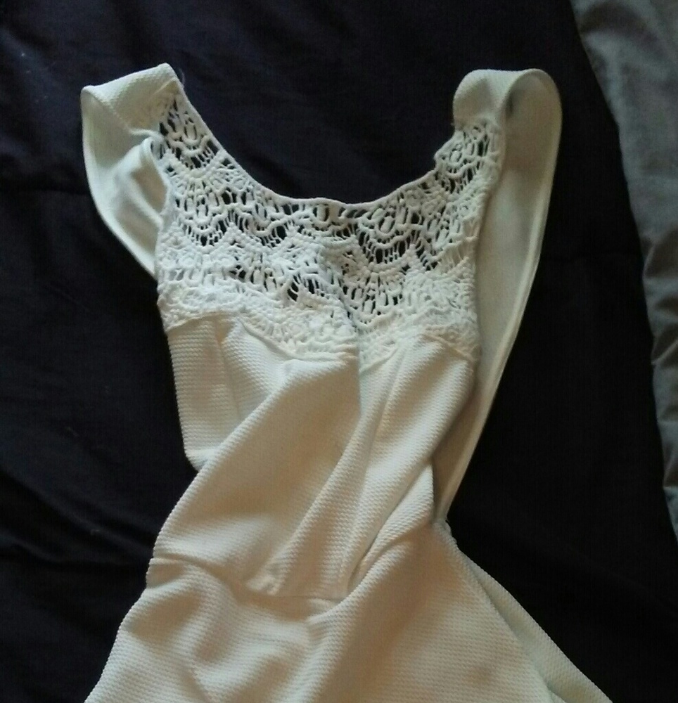 Forever 21 white lace dress
