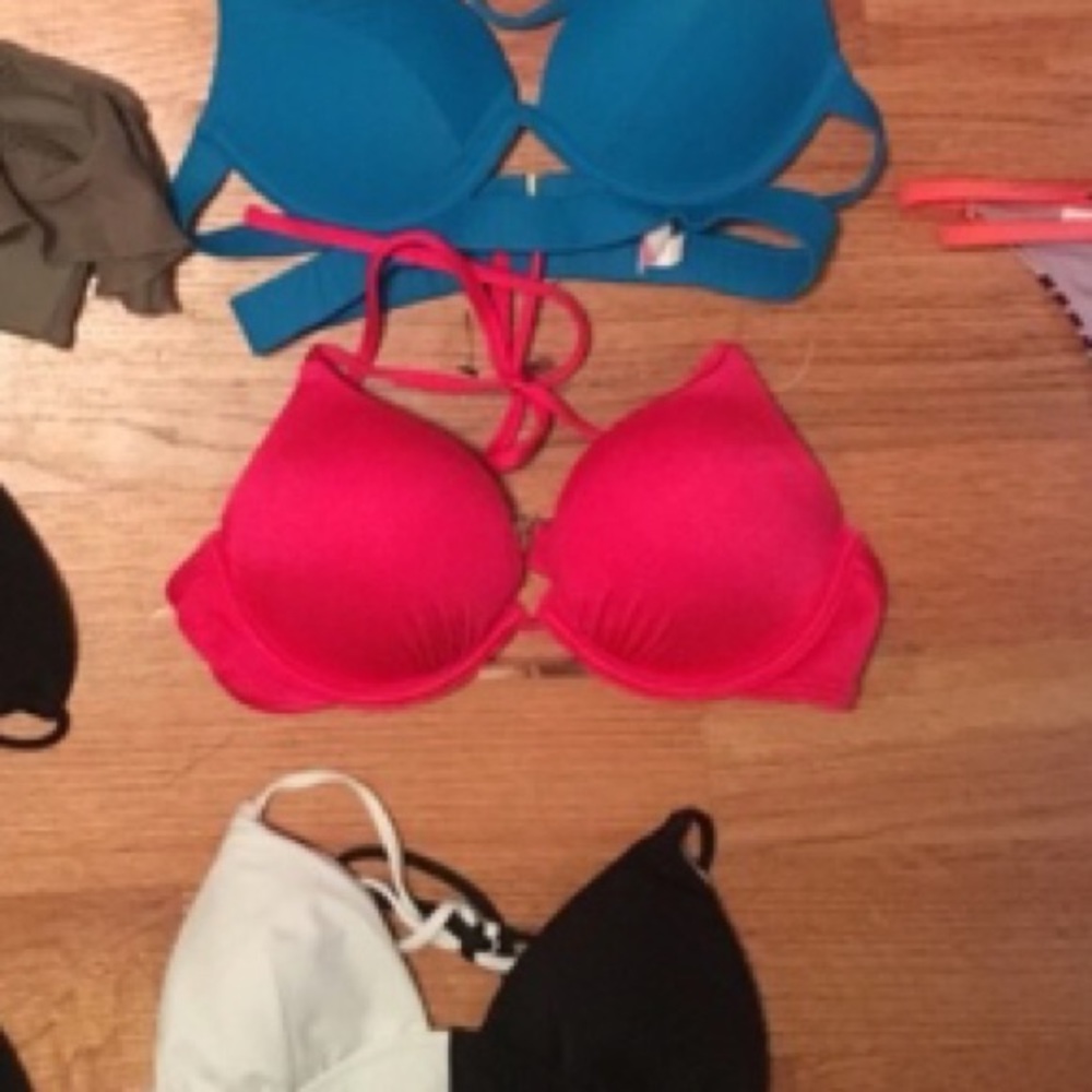 Bombshell bikini top