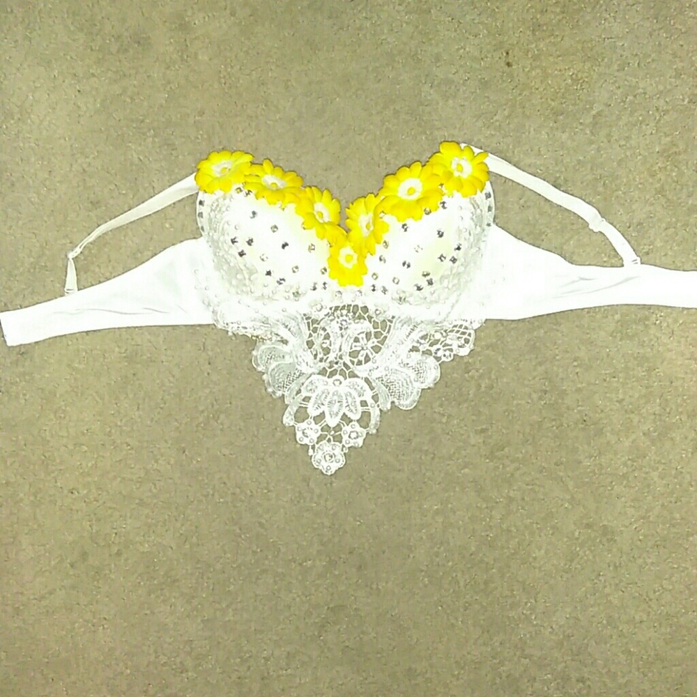 Rave bra