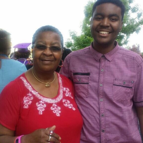 Meet your Posher, R'quan - Picture 3 of 7