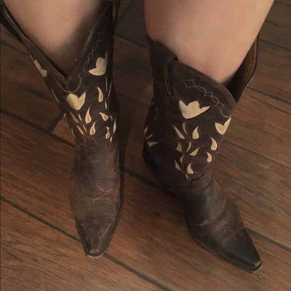 Justin Cream Flowered Leathered Boots - Picture 2 of 8