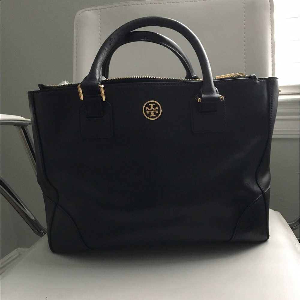 Tory Burch Black Robinson Tote