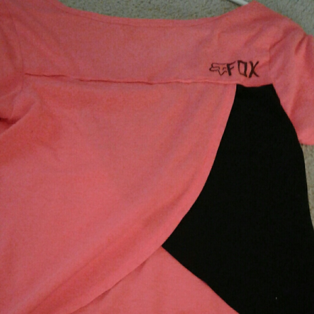 Fox tee