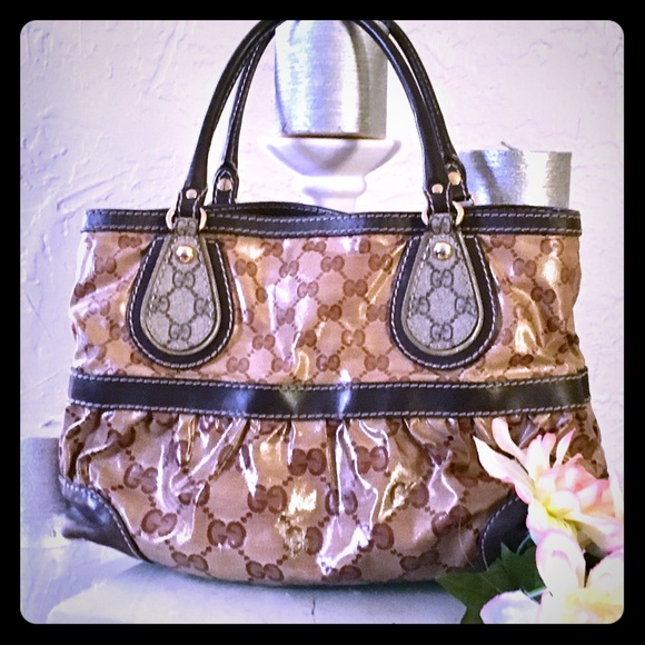 Gucci Handbags - Authentic Crystal coated Gucci shoulder/handbag