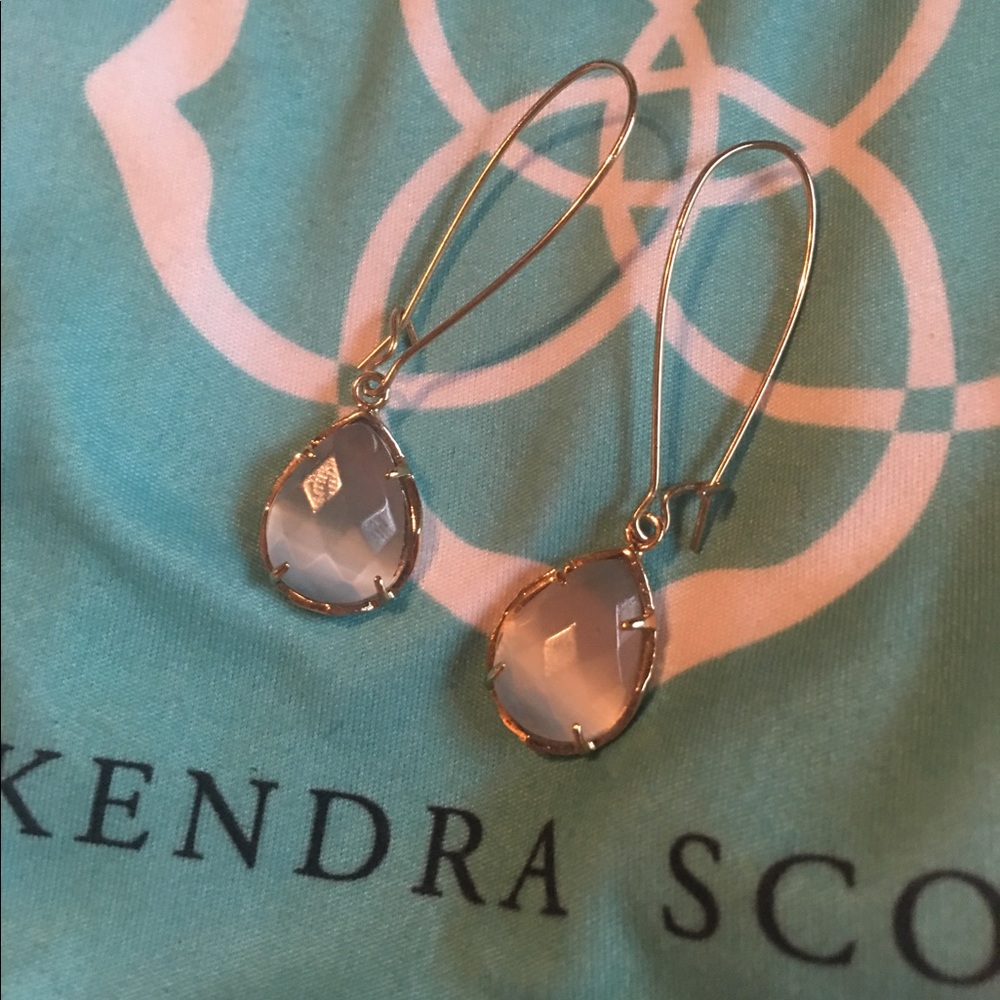 Kendra Scott Drop stud earrings