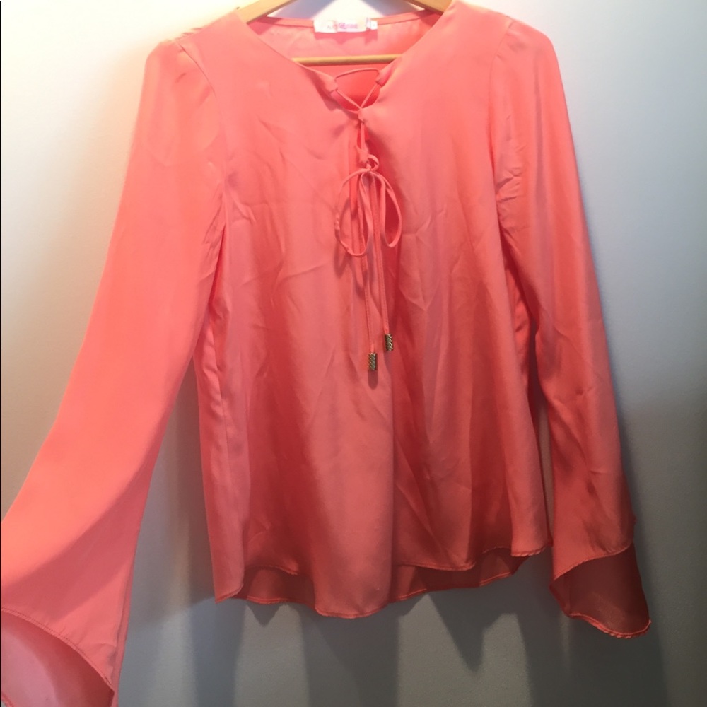 Alice & Trixie Peach 100% Silk Blouse 70's style