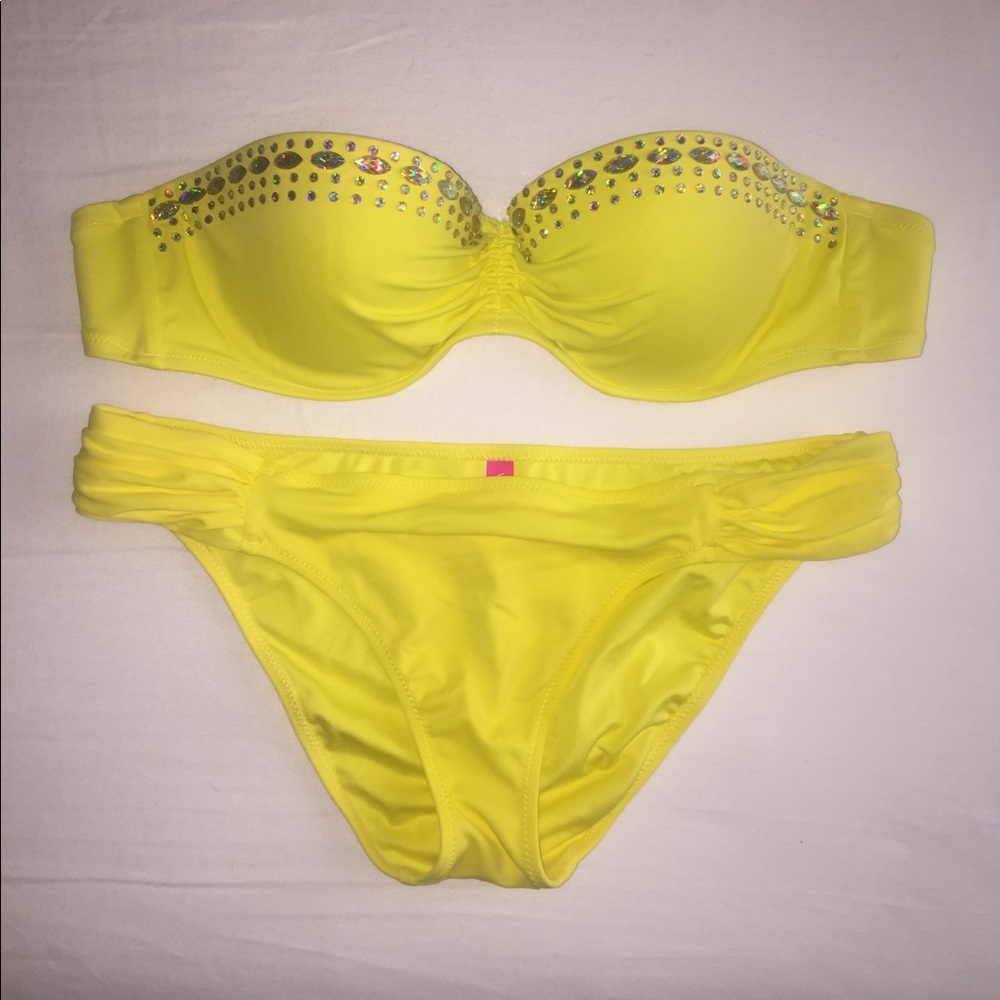 Victoria's Secret bikini