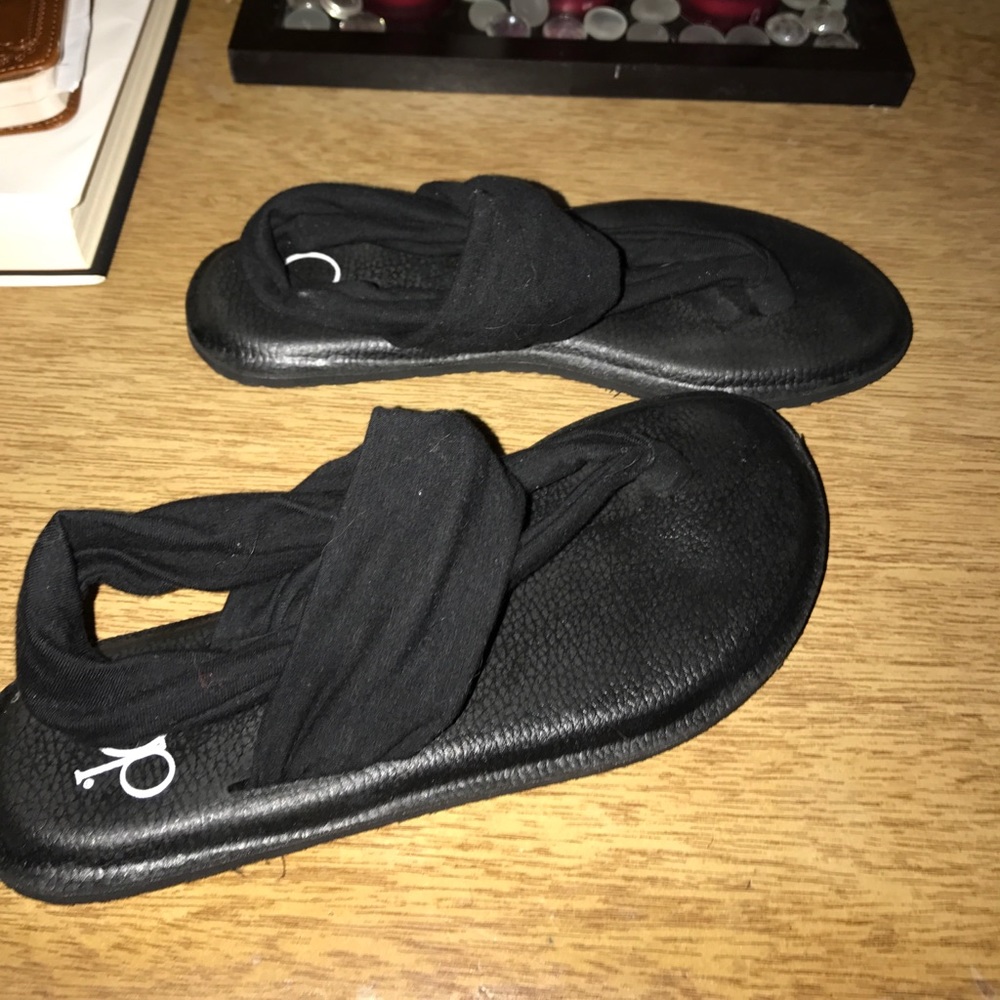 OP sandals