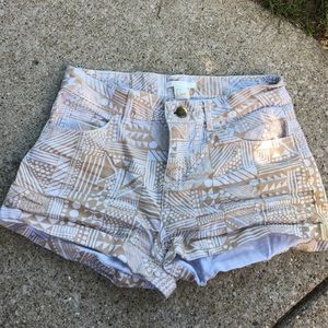 H&M short-shorts