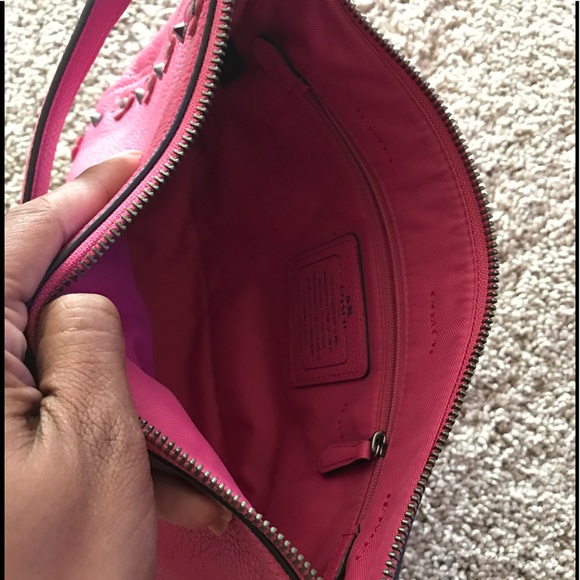 Coach Pink Poppy Hobo - Picture 3 of 6