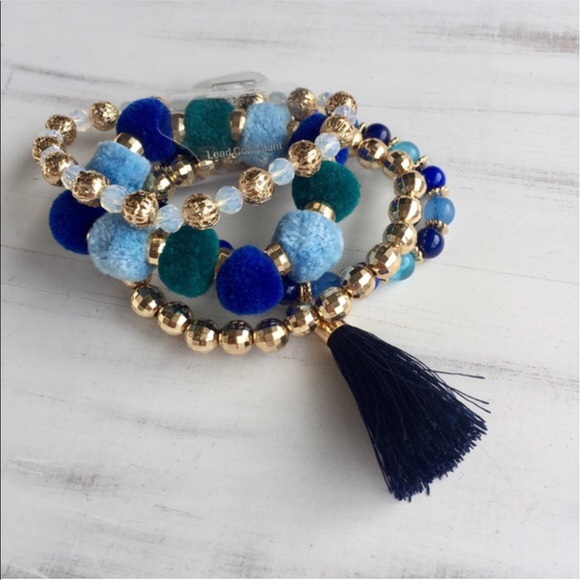 CLEARANCE! Beaded Pom Pom Tassel Bracelet Set - Picture 4 of 5