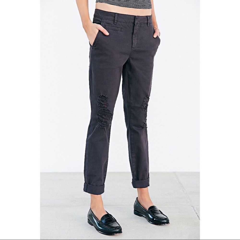 BDG destroyed chinos size 24