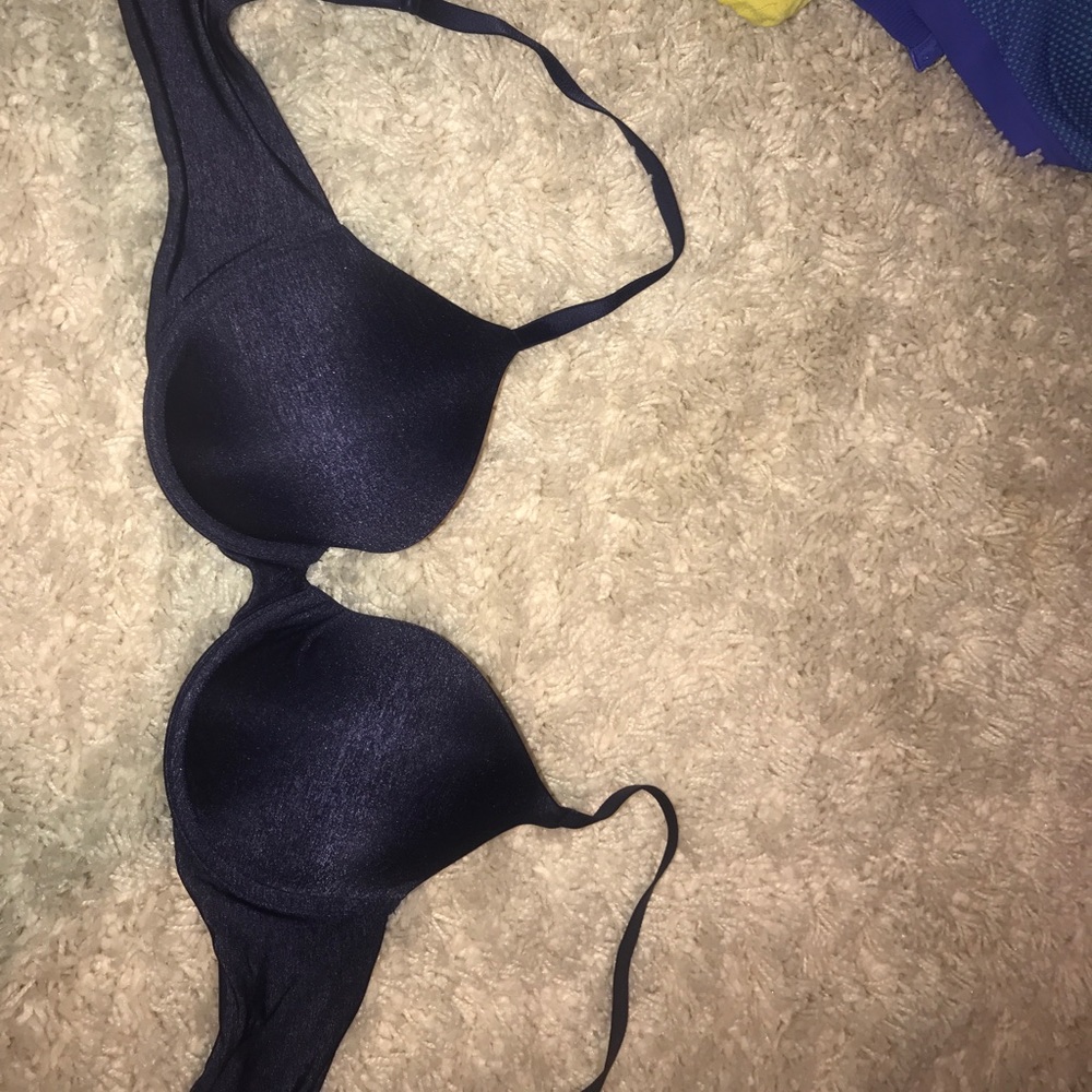 VS 36C never worn navy push-up bra
