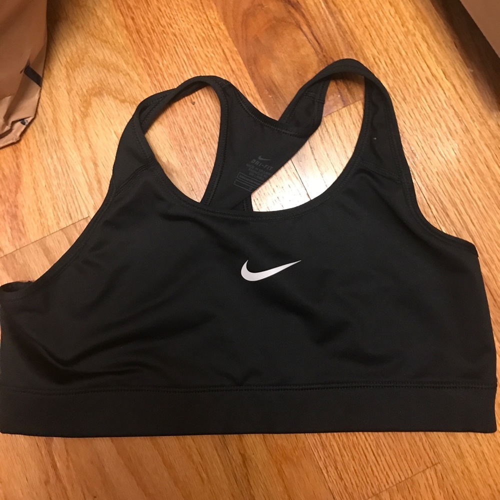 Nike sports Bra size L