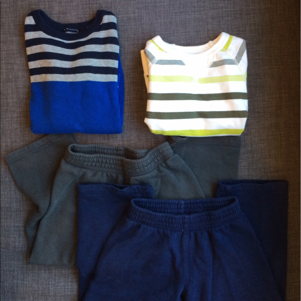 Two Sets of Sweat Shirts and Sweat Pants Boys 3T
