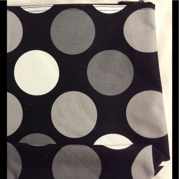 Thirty-One Makeup/Travel Pouch - Picture 5 of 8