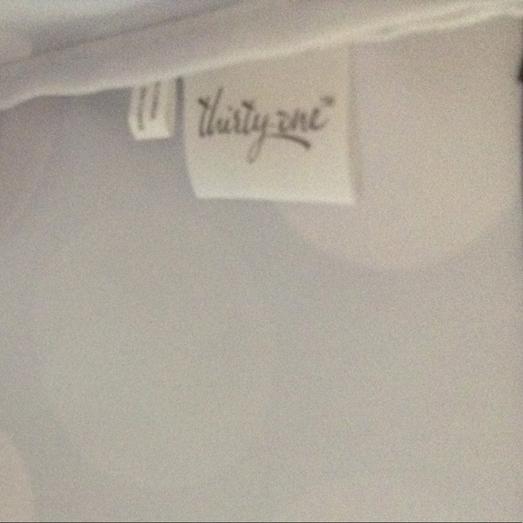 Thirty-One Makeup/Travel Pouch - Picture 8 of 8