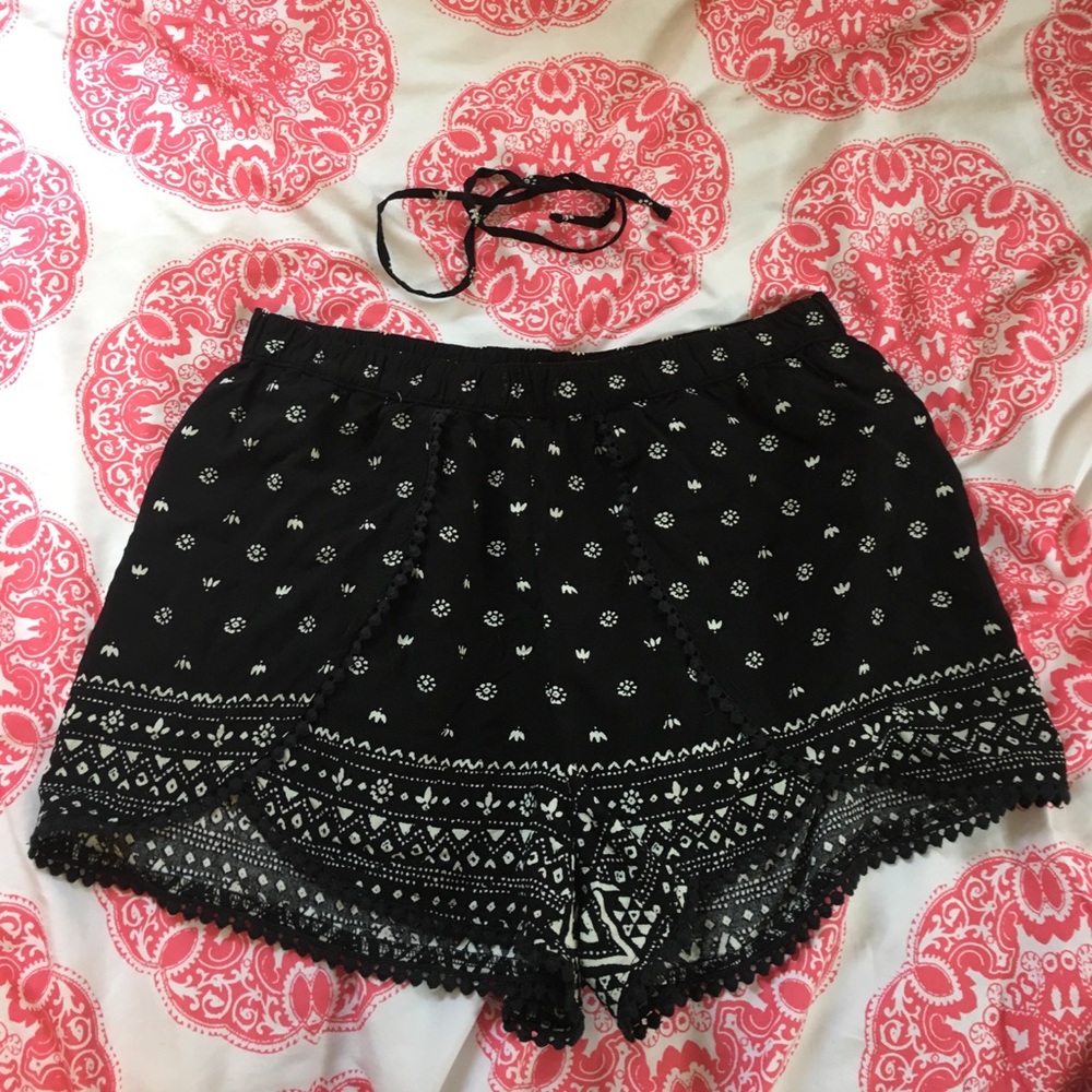 Hollister shorts NWOT