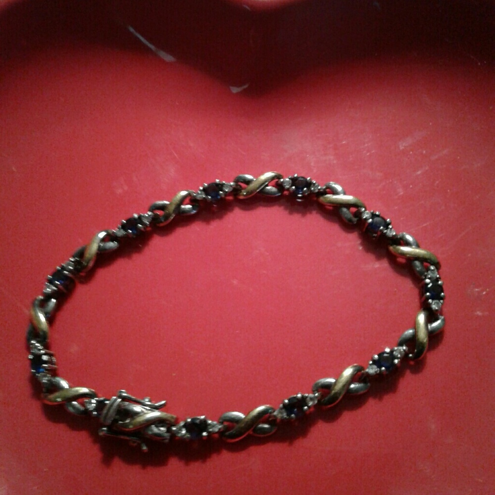 Bracelet
