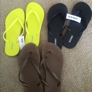 Old navy flip flop bundle size 5