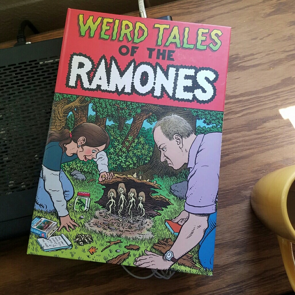 Weird tales of the Ramones box set