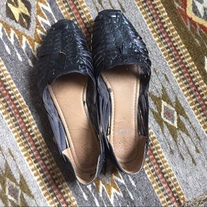 Black Huaraches with gold detail