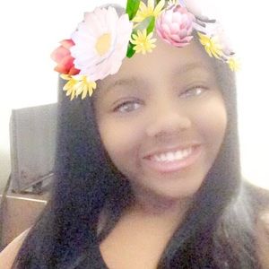 Meet your Posher, Triana