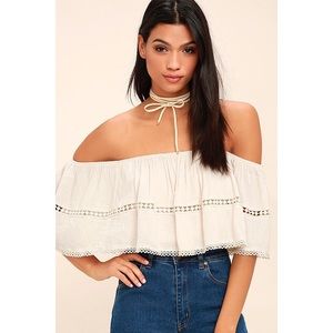 NWT Lulu's cream off the shoulder crop top-small