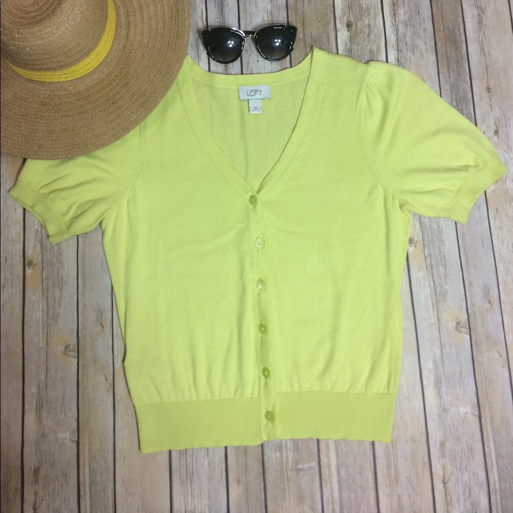Ann Taylor Yellow short sleeve cardigan Medium EUC