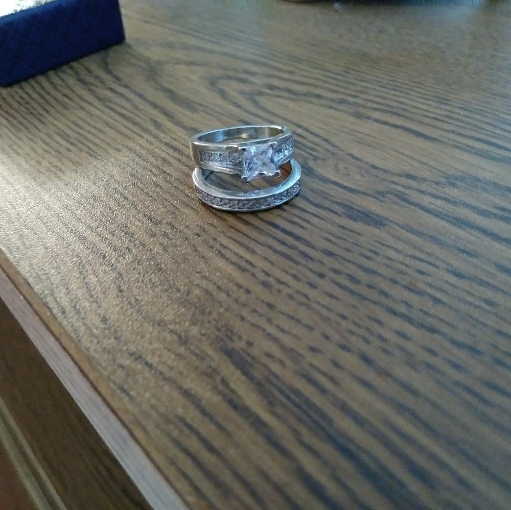 Beautiful wedding engagement and wedding band