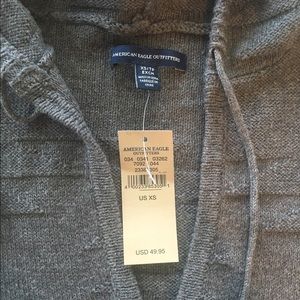 American Eagle hooded sweater