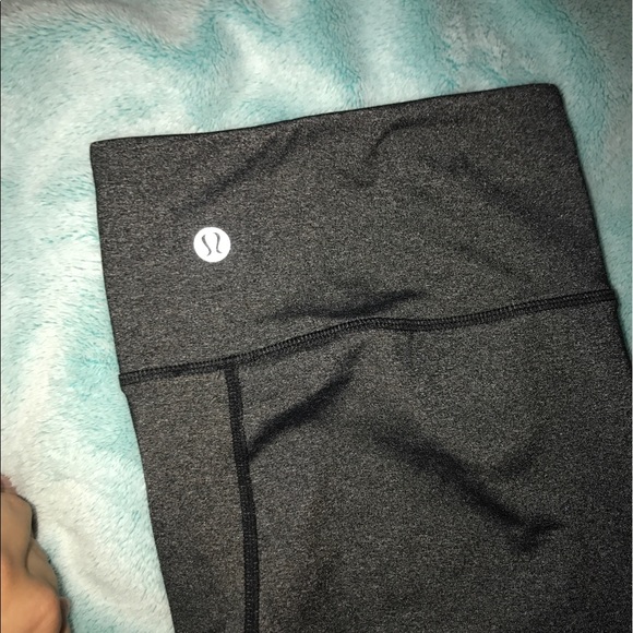 Lululemon - Picture 4 of 4