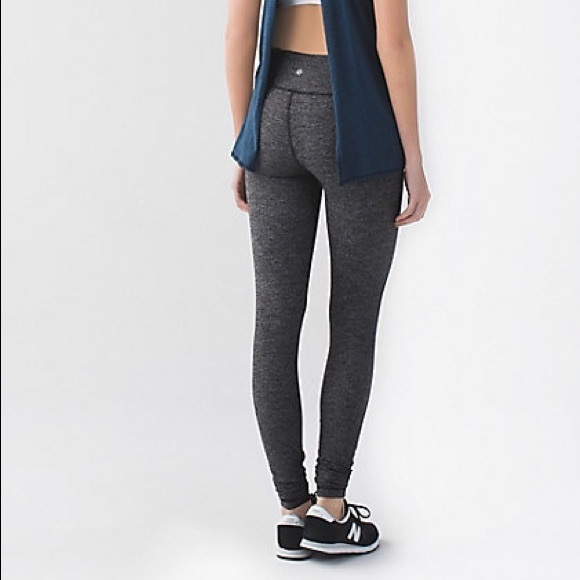 Lululemon - Picture 1 of 4