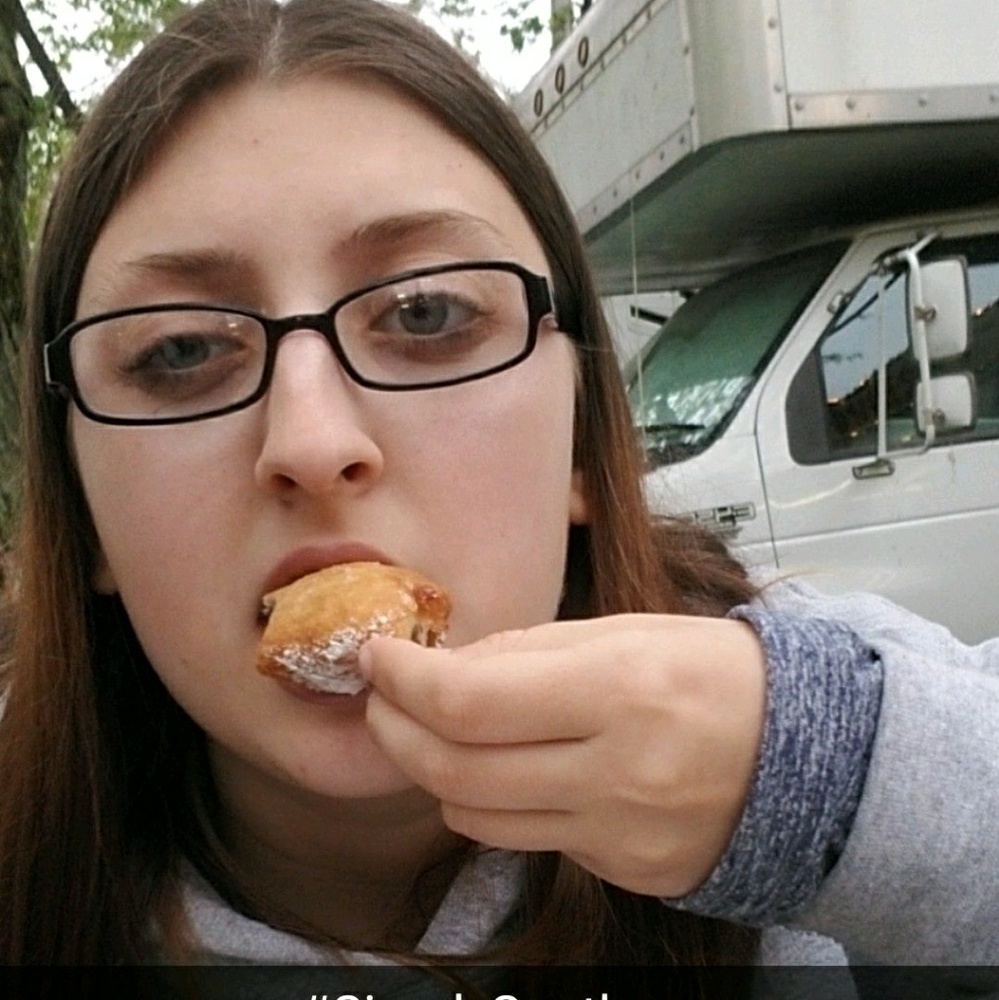 Meet your Posher, Alison