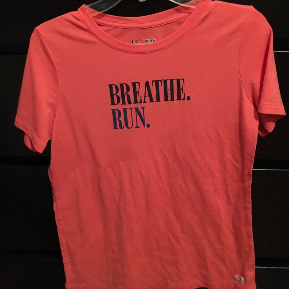 Breathe run repeat top
