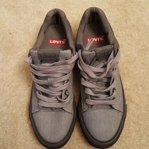 Like new Levi's Gray jean gym shoes