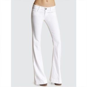 J Brand Love Story Flared Jeans - White - SZ 27