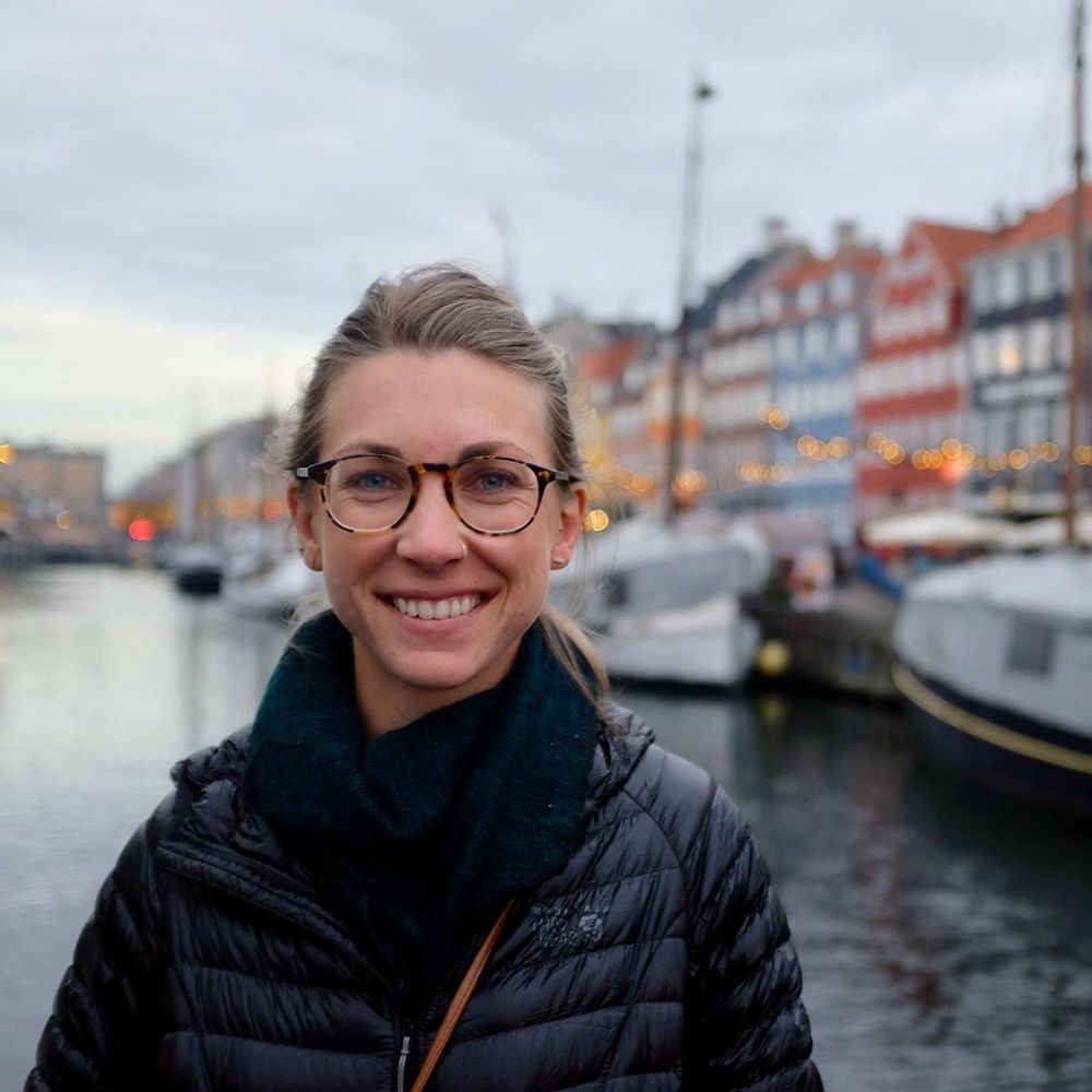 Meet your Posher, Casey