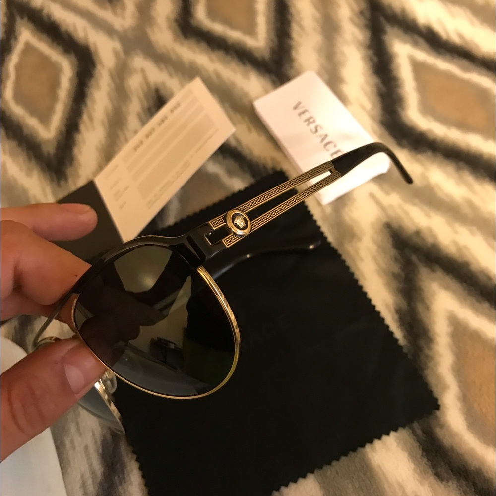 Versace aviators - Picture 3 of 5